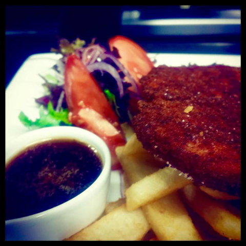 Taps Mooloolaba - Pubs Melbourne 3