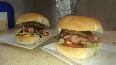 Glendon Street Cafe - Pubs Melbourne 3