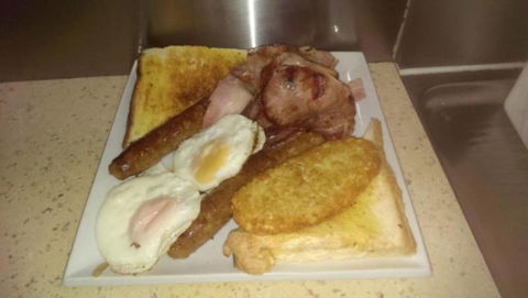 Glendon Street Cafe - Pubs Melbourne 4