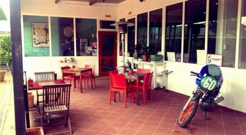 Rockabellas Roadside Diner - Pubs Melbourne 1