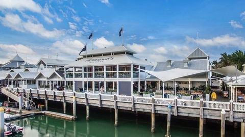 Hemingway's Brewery Port Douglas - Pubs Melbourne 1