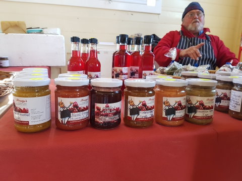 Lawrence Farmers And Community Markets - Pubs Melbourne 1