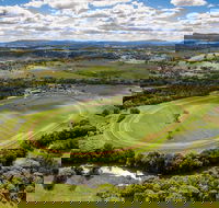 The OBrien Electrical and Plumbing Lismore Cup - Pubs Melbourne