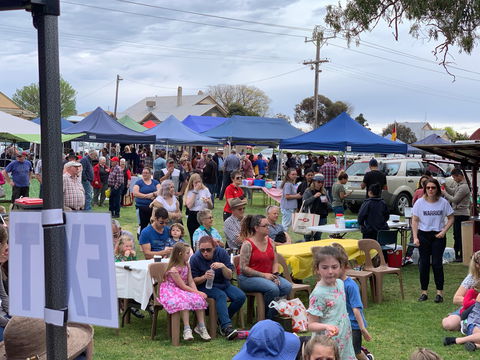 Nhill Lions Community Market - Pubs Melbourne 2