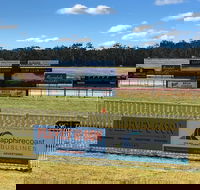 Tathra Cup Hawaiian Themed Fashions on the Field - Pubs Melbourne