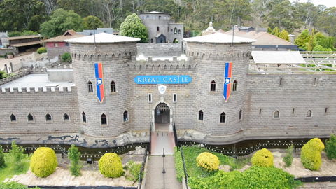 Winter School Holiday Program - Pubs Melbourne 0