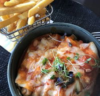 Iimis Cafe - Pubs Melbourne