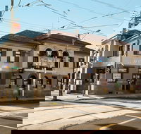 Castello's Powell Hotel - Pubs Melbourne