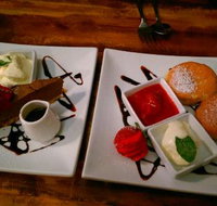 Houdini's Cafe E Cucina - Pubs Melbourne
