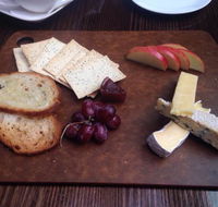Wildwood Grill and Tavern - Pubs Melbourne