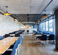 Frankston Waterfront Restaurant - Pubs Melbourne