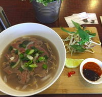 2 Fat Ducks - Vietnamese Cuisine - Pubs Melbourne