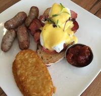 Vanille Bistro cafe - Pubs Melbourne