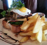 Silvers Bar and Grill - Pubs Melbourne