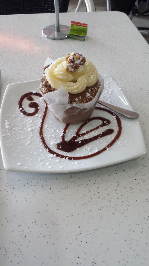 Cafe Amphora - Pubs Melbourne 35