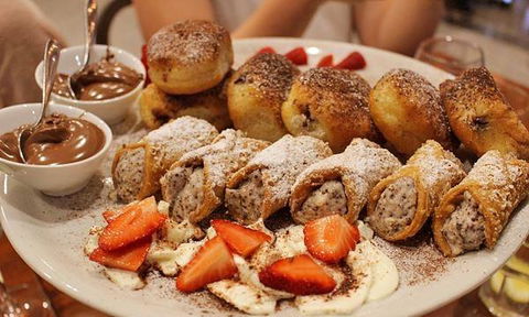 Wild Poppy Cafe - Pubs Melbourne 3