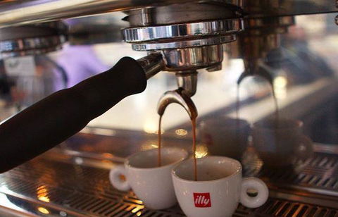 Wild Poppy Cafe - Pubs Melbourne 5