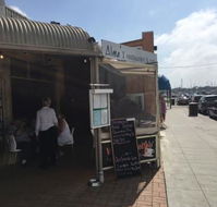 Alma's - Pubs Melbourne