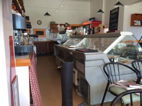 Roseberry Cafe - Pubs Melbourne 0