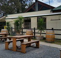 The Warburton Hotel Wesburn - Pubs Melbourne