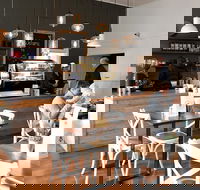 Back Creek Cafe - Pubs Melbourne