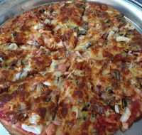 Lakes Pizza  Fish 'n' Chips - Pubs Melbourne