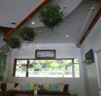 Driftwood Cafe at Akuna Bay - Pubs Melbourne