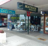 Cozzies Cafe Cuizine - Pubs Melbourne
