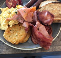 Crossroads Hotel - Pubs Melbourne