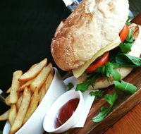 Snapperman Beach Cafe - Pubs Melbourne