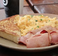 Cheeky Charlies Cafe - Pubs Melbourne