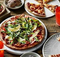Crust Gourmet Pizza Bar Panania - Pubs Melbourne