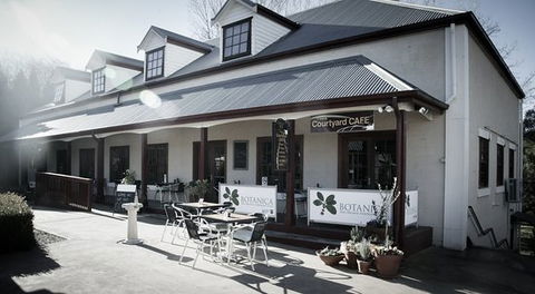 The Courtyard Cafe Berrima - Pubs Melbourne 0