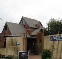 Blue Earth Cafe - Pubs Melbourne