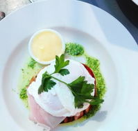 Caper Berry Cafe - Pubs Melbourne