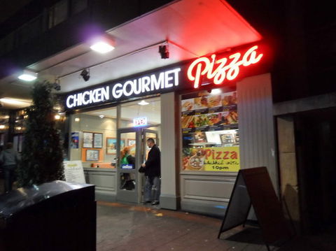 Chicken Gourmet Express Cafe - Pubs Melbourne 0