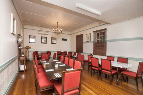 Erringhi Hotel - Pubs Melbourne 0