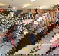 Purple People Feeder Cafe - Pubs Melbourne