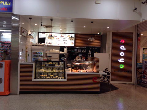 Aomi - Pubs Melbourne 0