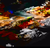 The Avenue - Pubs Melbourne