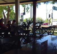 Bull  Bush Inn - Pubs Melbourne