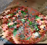 Central Hotel Bistro - Pubs Melbourne