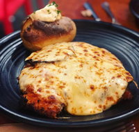 Franita's Pizza Pasta and Schnitzel - Pubs Melbourne