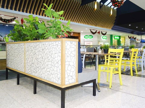 La Society Cafe - Pubs Melbourne 2