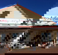 Mundaring Artisan Bakery Cafe - Pubs Melbourne