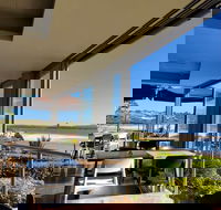 Reef Bar and Grill - Pubs Melbourne