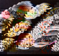 Cheezy Burger - Pubs Melbourne