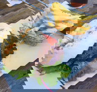 Seaview Hotel By the Beach - Pubs Melbourne