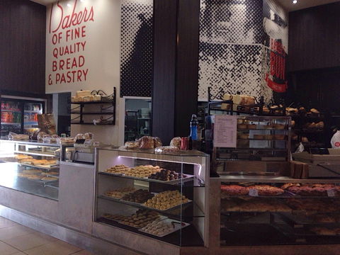 Baker's Bun - Pubs Melbourne 0