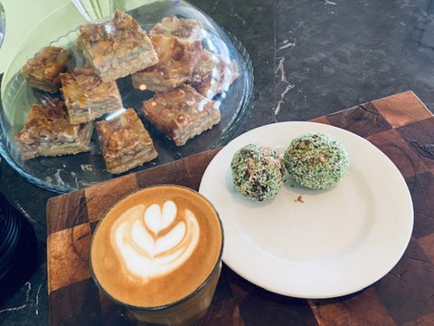 Jilarty Gelato Bar & Cafe - Pubs Melbourne 0